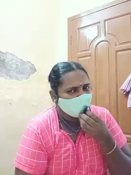 Snapshot of Tamil_Ranjini chatting on 06-05-26, 09:15 Tamil Ranjini online show from 06-05-26, 09:15