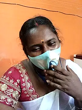 Snapshot of Tamil_Ranjini chatting on 04-01-26, 06:26 Tamil Ranjini online show from 04-01-26, 06:26