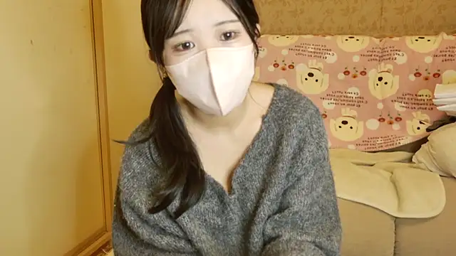 Nemu chan  online show from 12-19-25, 10:01