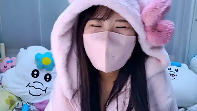 Snapshot of Nemu_chan_ chatting on 02-09-26, 10:52 Nemu chan online show from 02-09-26, 10:52