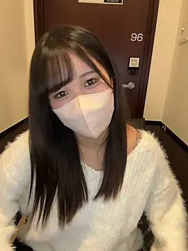 Snapshot of Nemu_chan_ chatting on 11-18-25, 12:04 Nemu chan online show from 11-18-25, 12:04