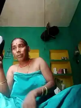 Snapshot of Xx_savita chatting on 06-29-26, 10:15 Xx savita online show from 06-29-26, 10:15