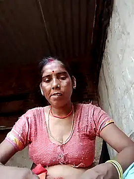 Snapshot of Xx_savita chatting on 07-12-26, 01:39 Xx savita online show from 07-12-26, 01:39