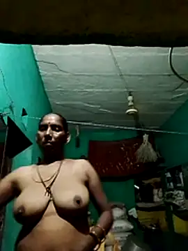 Snapshot of Xx_savita chatting on 08-02-26, 04:26 Xx savita online show from 08-02-26, 04:26