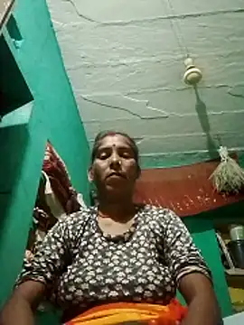Snapshot of Xx_savita chatting on 06-11-26, 11:24 Xx savita online show from 06-11-26, 11:24