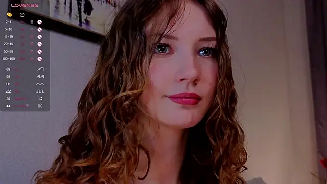 Snapshot of Alisavine chatting on 06-11-26, 08:06 Alisavine online show from 06-11-26, 08:06