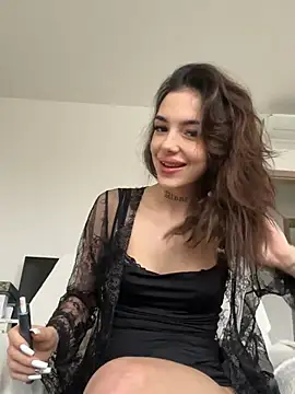 Snapshot of lunababy77 chatting on 02-20-26, 02:52 lunababy77 online show from 02-20-26, 02:52