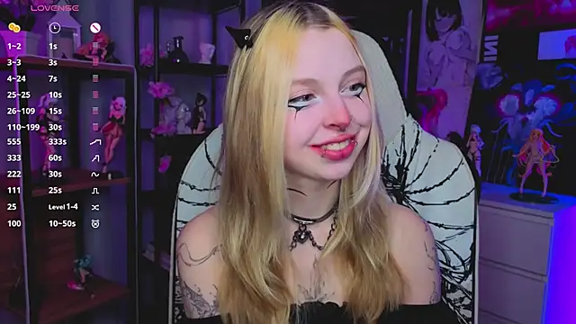 ElvenQueen online show from 11-19-25, 11:10