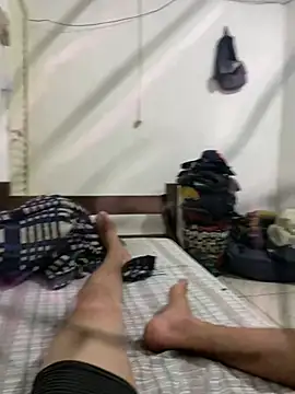 Snapshot of Loirodapicarosa chatting on 02-22-26, 03:57 Loirodapicarosa online show from 02-22-26, 03:57