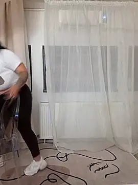 Snapshot of SpicyCarlaXX chatting on 07-14-26, 02:05 SpicyCarlaXX online show from 07-14-26, 02:05