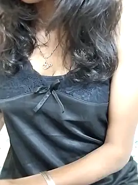 Snapshot of Rani_janam chatting on 11-17-25, 03:38 Rani janam online show from 11-17-25, 03:38