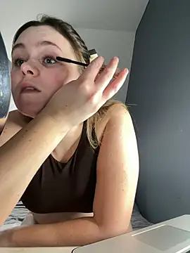 Blonde Bunny online show from 02-03-26, 01:27