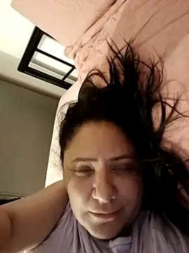 Snapshot of mi_vitor chatting on 11-17-25, 10:19 mi vitor online show from 11-17-25, 10:19