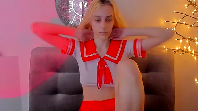 MiilaGlow online show from 02-28-26, 02:17