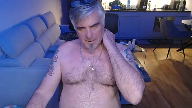 Buidapest online show from 04-16-26, 05:57