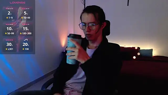 Snapshot of Brandon_starkk chatting on 05-09-26, 12:30 Brandon starkk online show from 05-09-26, 12:30