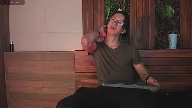 Brandon starkk online show from 03-19-26, 11:54