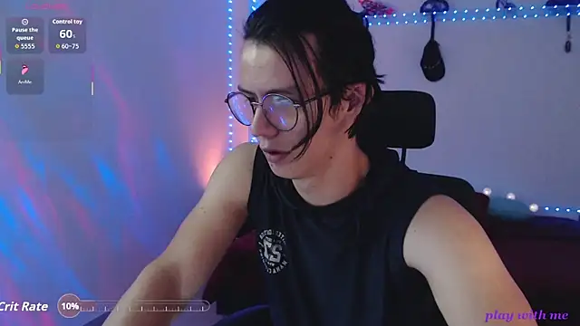 Snapshot of Brandon_starkk chatting on 05-25-26, 10:08 Brandon starkk online show from 05-25-26, 10:08