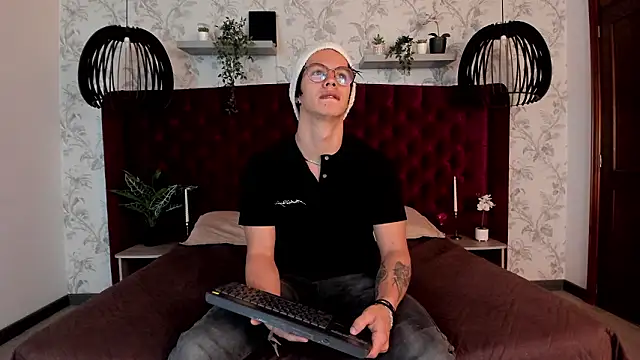 Brandon starkk online show from 01-18-26, 11:57