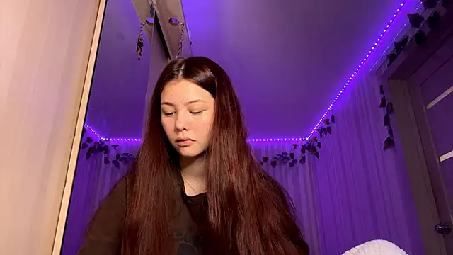 CutieSlim online show from 12-20-25, 06:05