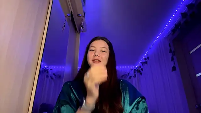 CutieSlim online show from 11-26-25, 09:09