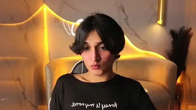 zoe tp online show from 11-26-25, 07:58