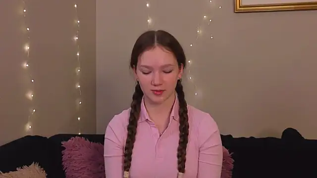 MelvinaEbner online show from 12-01-25, 08:04