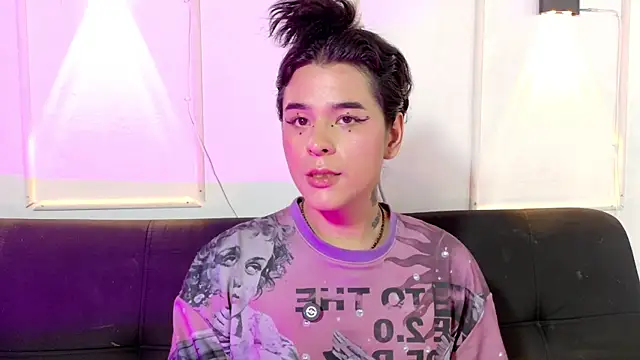 Angel-umbra online show from 04-14-26, 04:34