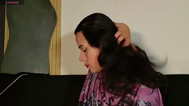 Angel-umbra online show from 01-11-26, 09:00