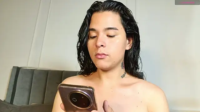 Angel-umbra online show from 12-20-25, 04:04