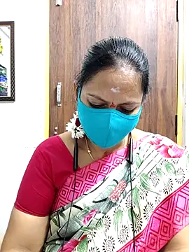 Queen-Neha online show from 03-10-26, 03:16