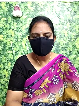 Queen-Neha online show from 12-17-25, 07:24