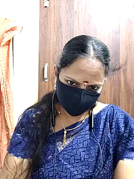 Queen-Neha online show from 03-11-26, 06:13