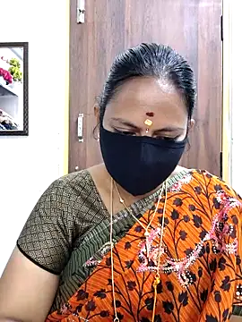 Queen-Neha online show from 04-26-26, 07:16