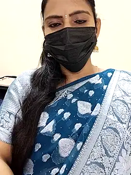 Snapshot of Queen-Neha chatting on 11-16-25, 07:40 Queen-Neha online show from 11-16-25, 07:40