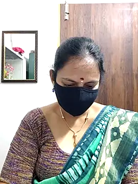 Queen-Neha online show from 02-10-26, 06:56