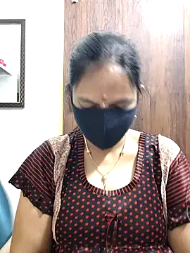 Queen-Neha online show from 02-25-26, 03:34