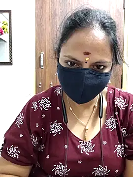 Queen-Neha online show from 04-19-26, 06:32