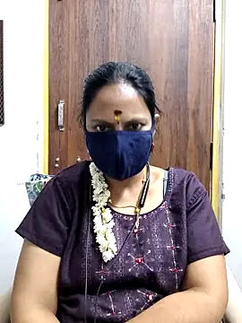 Queen-Neha online show from 04-22-26, 03:08