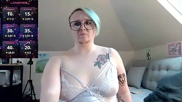 queerlyjaz online show from 02-16-26, 09:02