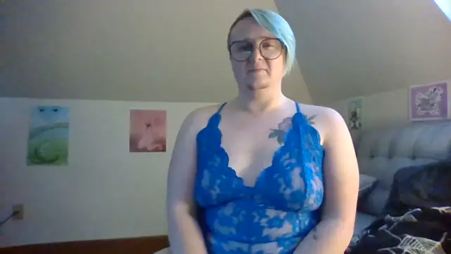 queerlyjaz online show from 11-22-25, 12:21