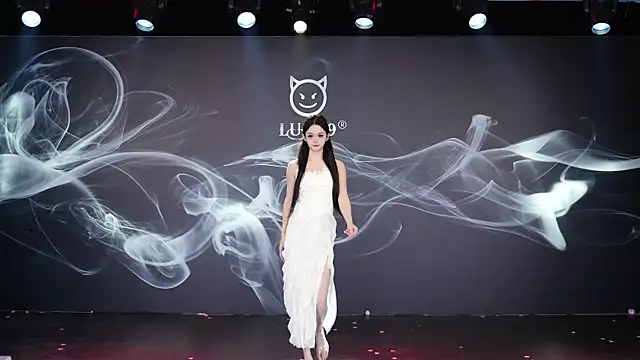 Snapshot of LU-909 chatting on 11-29-25, 08:03 LU-909 online show from 11-29-25, 08:03