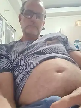 Snapshot of nard53 chatting on 07-25-26, 11:05 nard53 online show from 07-25-26, 11:05