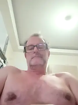 Snapshot of nard53 chatting on 12-16-25, 08:51 nard53 online show from 12-16-25, 08:51