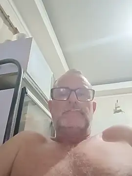 Snapshot of nard53 chatting on 05-27-26, 10:39 nard53 online show from 05-27-26, 10:39