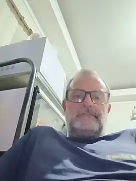 Snapshot of nard53 chatting on 05-15-26, 11:36 nard53 online show from 05-15-26, 11:36