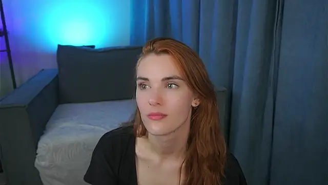 Snapshot of foxy_cute4you chatting on 05-13-26, 06:37 foxy cute4you online show from 05-13-26, 06:37