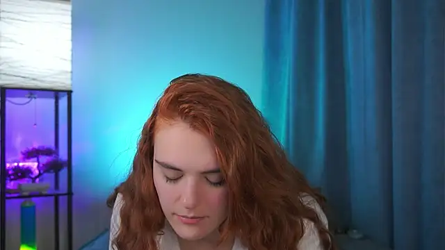 foxy cute4you online show from 04-15-26, 07:18