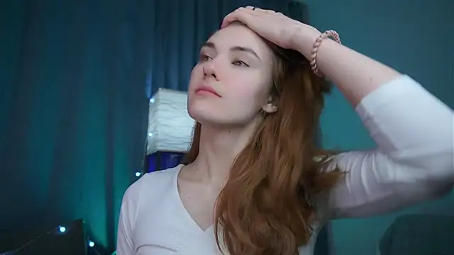 foxy cute4you online show from 12-20-25, 08:12