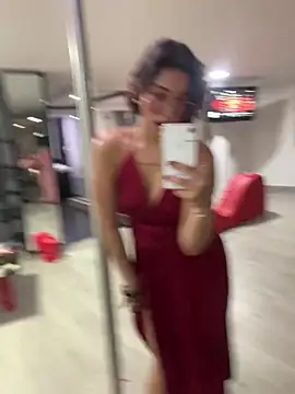 Snapshot of LilithMonette chatting on 02-14-26, 01:17 LilithMonette online show from 02-14-26, 01:17